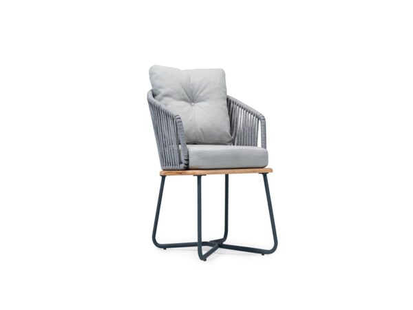 Mythra Chair