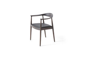 Nuvo Chair